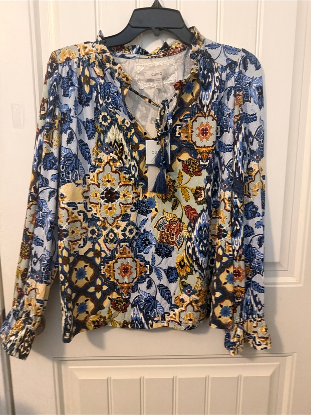 Cupio Blue and Gold Floral Tassel Peasant Blouse